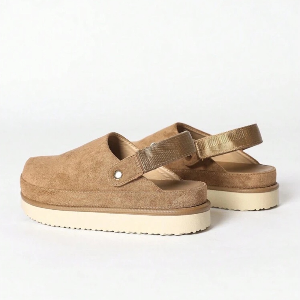 Tan Slingback Shoe - Picture 2 of 15